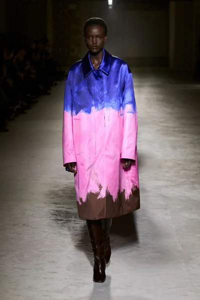 Look 45